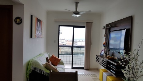 COZY APT, 150 MTS. FROM THE BEACH WITH WI-FI WATSAP 011 996773657