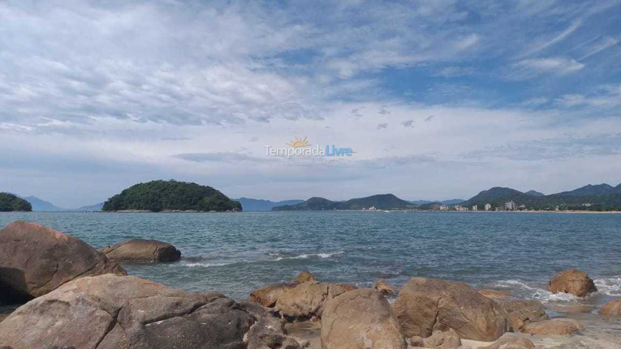 House for vacation rental in Caraguatatuba (Praia da Mococa)