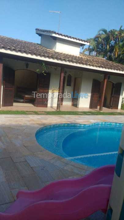 House for vacation rental in Caraguatatuba (Praia da Mococa)