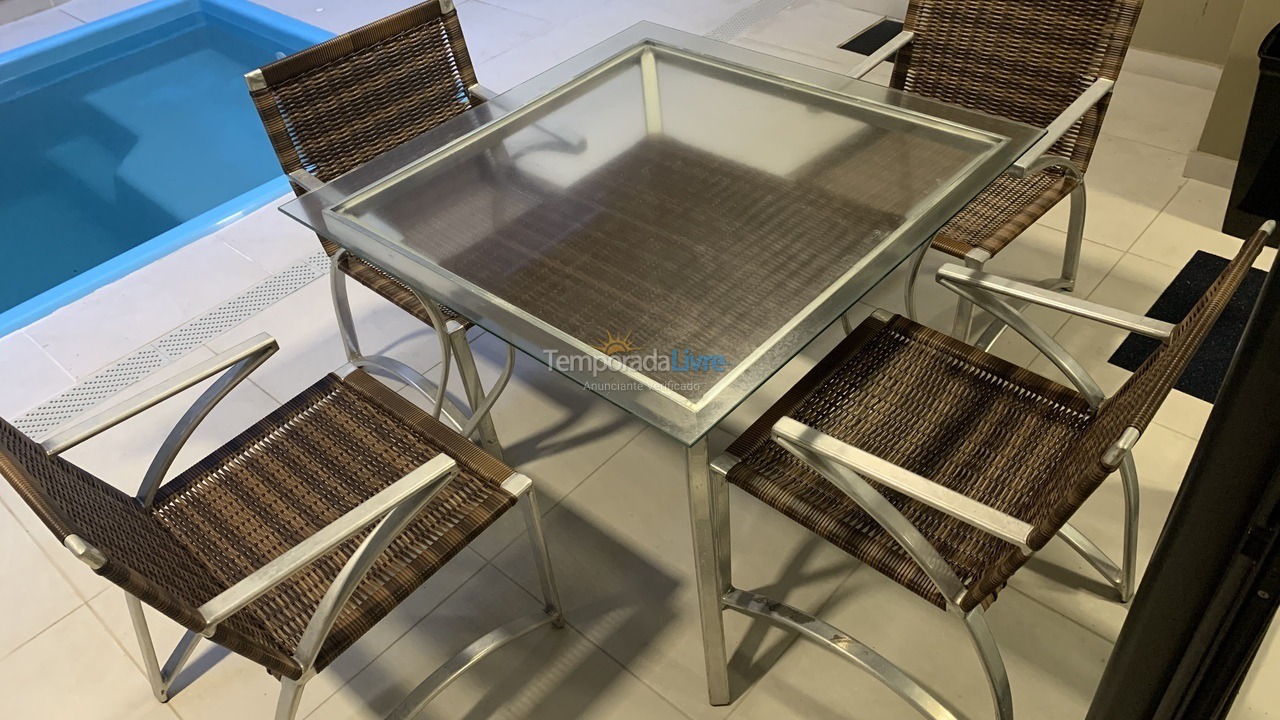 Casa para aluguel de temporada em São Francisco do Sul (Prainha)