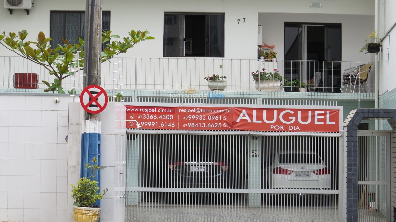 Apartamento para aluguel de temporada em Balneário Camboriú (Praia Central)