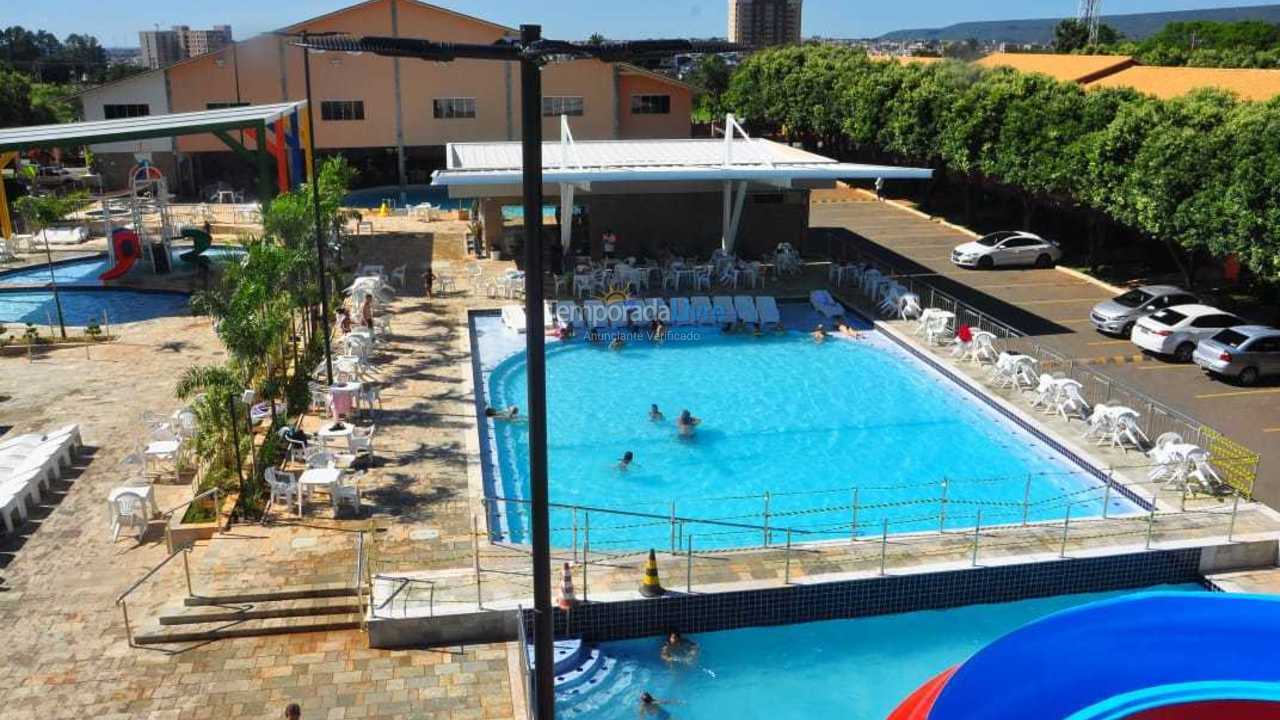 Casa para alquiler de vacaciones em Caldas Novas (Chácara Roma)