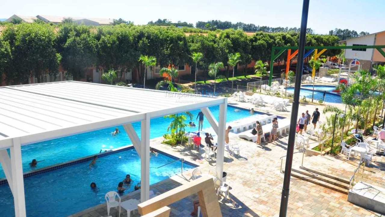 Casa para alquiler de vacaciones em Caldas Novas (Chácara Roma)