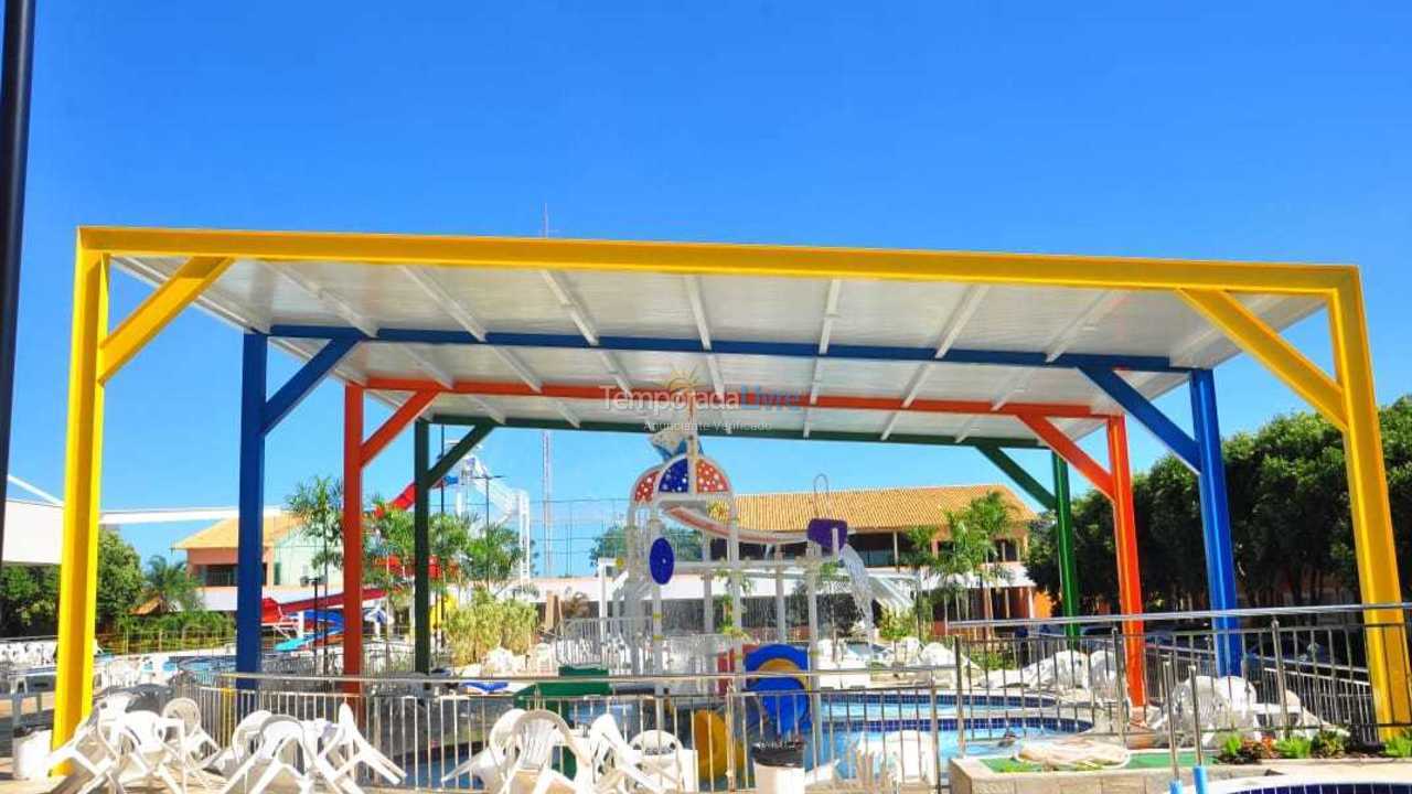 Casa para alquiler de vacaciones em Caldas Novas (Chácara Roma)