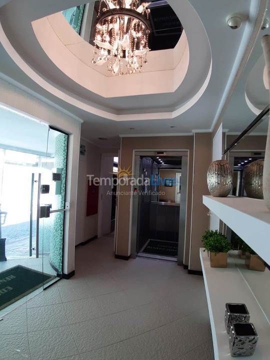 Apartment for vacation rental in Itapema (Meia Praia)