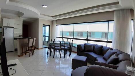 The Sea Side apartment Meia Praia Itapema SC