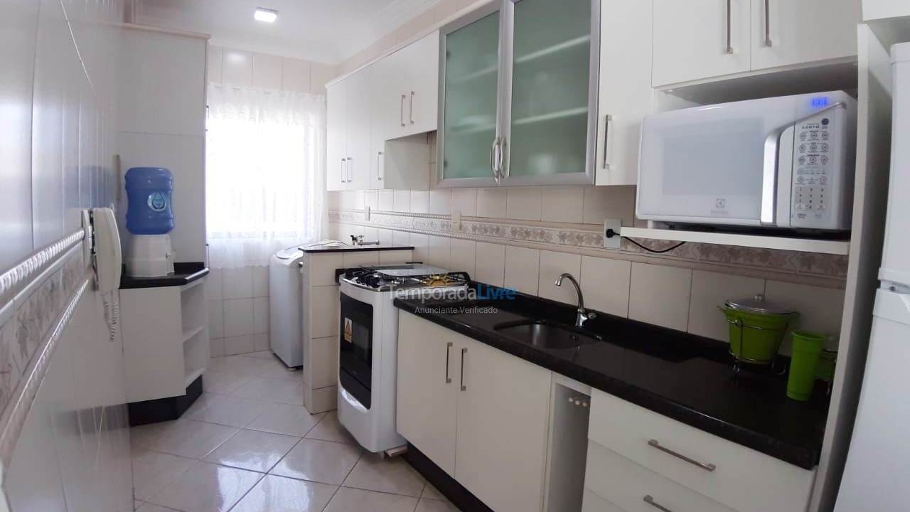 Apartment for vacation rental in Itapema (Meia Praia)