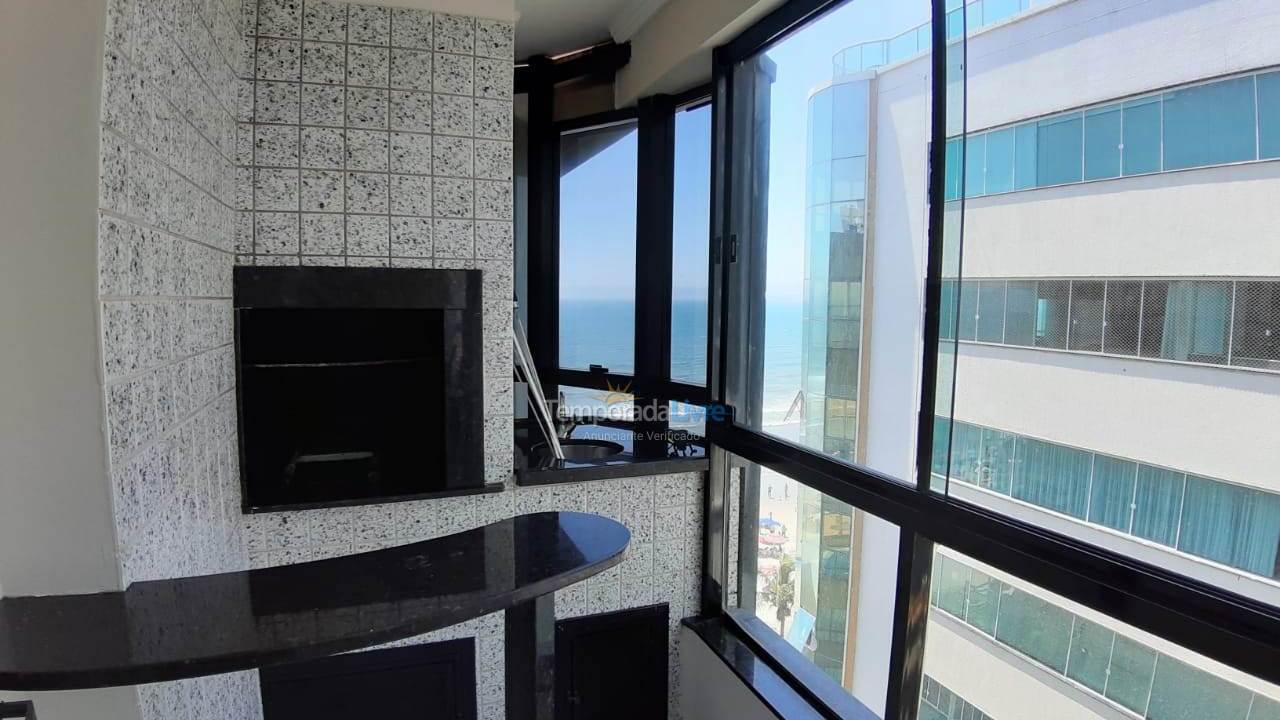 Apartment for vacation rental in Itapema (Meia Praia)