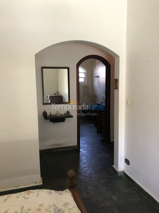 Casa para aluguel de temporada em Guarujá (Praia do Pernambuco)