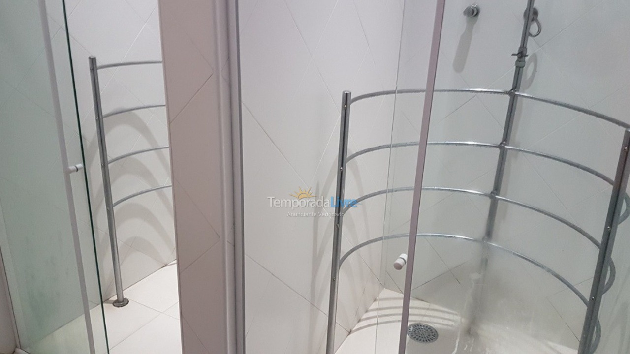 Apartamento para aluguel de temporada em Guarujá (Astúrias)