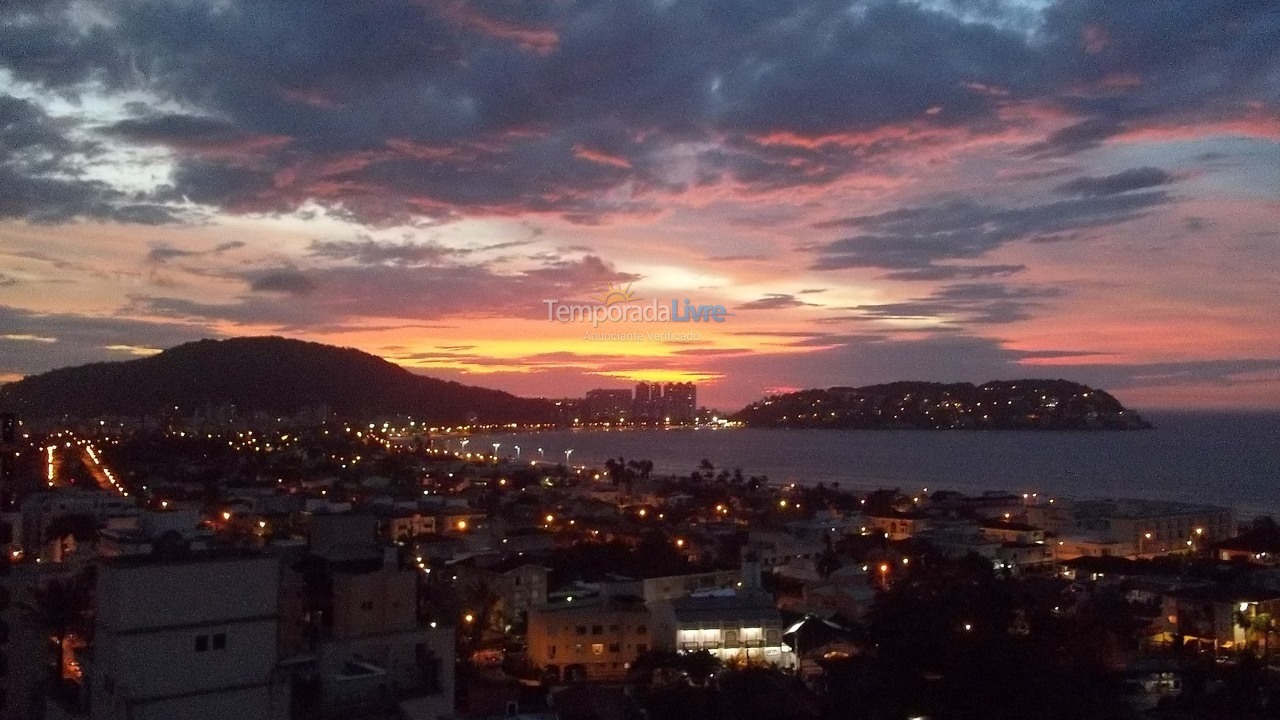 Apartment for vacation rental in Guarujá (Enseada)