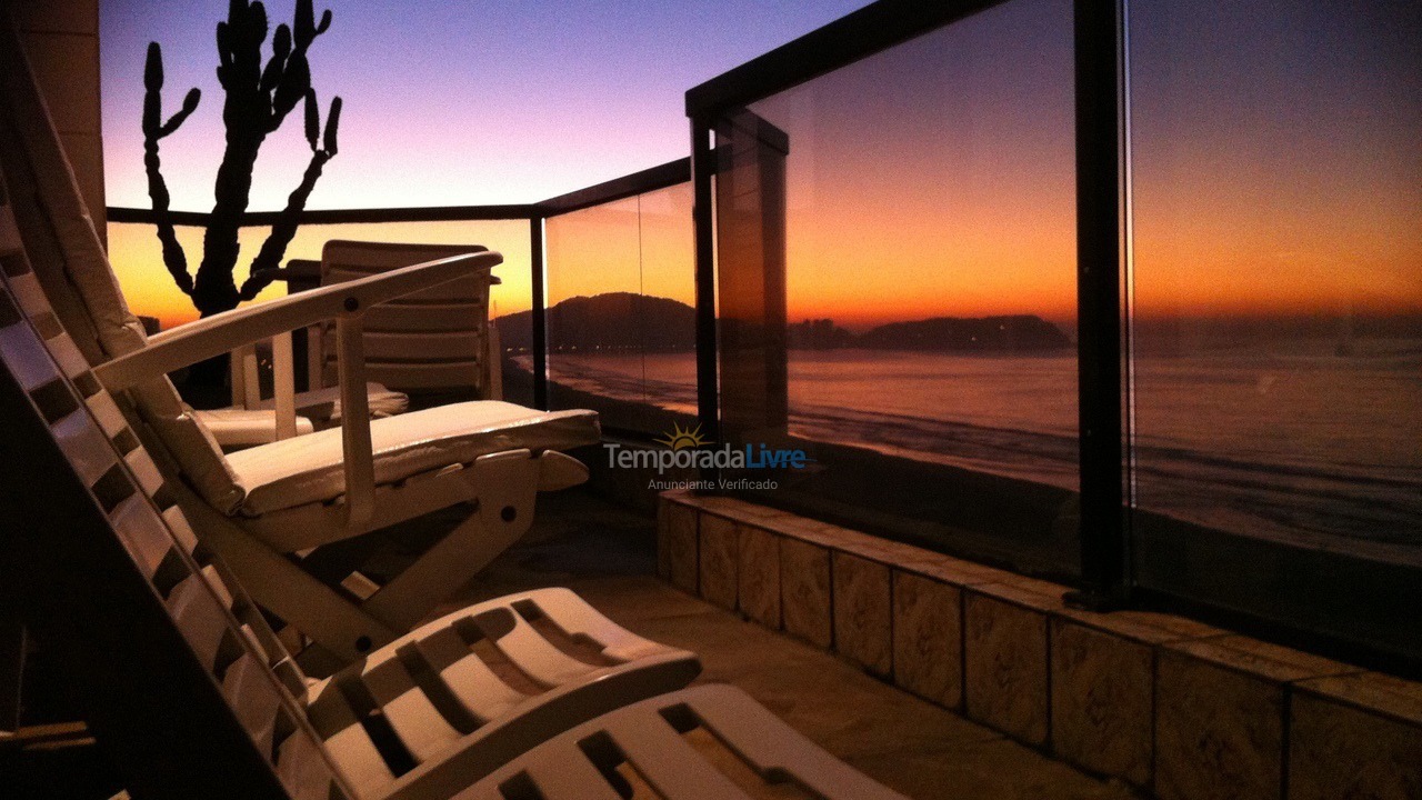 Apartment for vacation rental in Guarujá (Enseada)