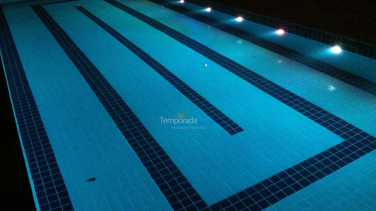 Apartment for vacation rental in Guarujá (Enseada)