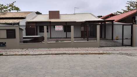 Casa disponible con jacuzzi