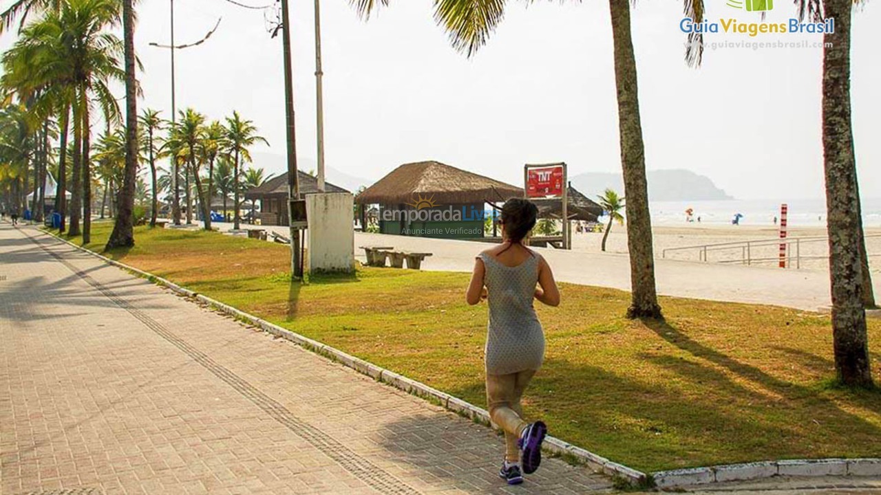 Apartment for vacation rental in Guarujá (Enseada)