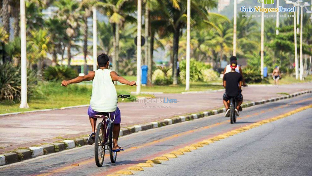 Apartment for vacation rental in Guarujá (Enseada)