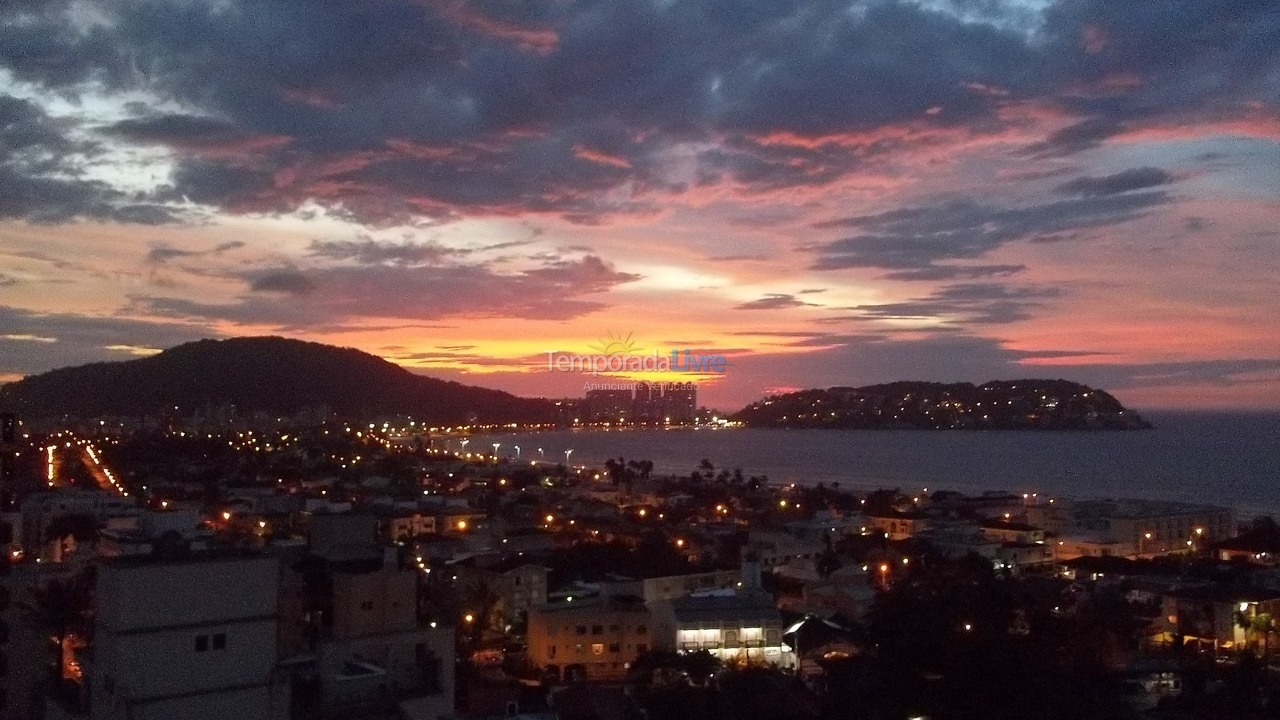 Apartment for vacation rental in Guarujá (Enseada)