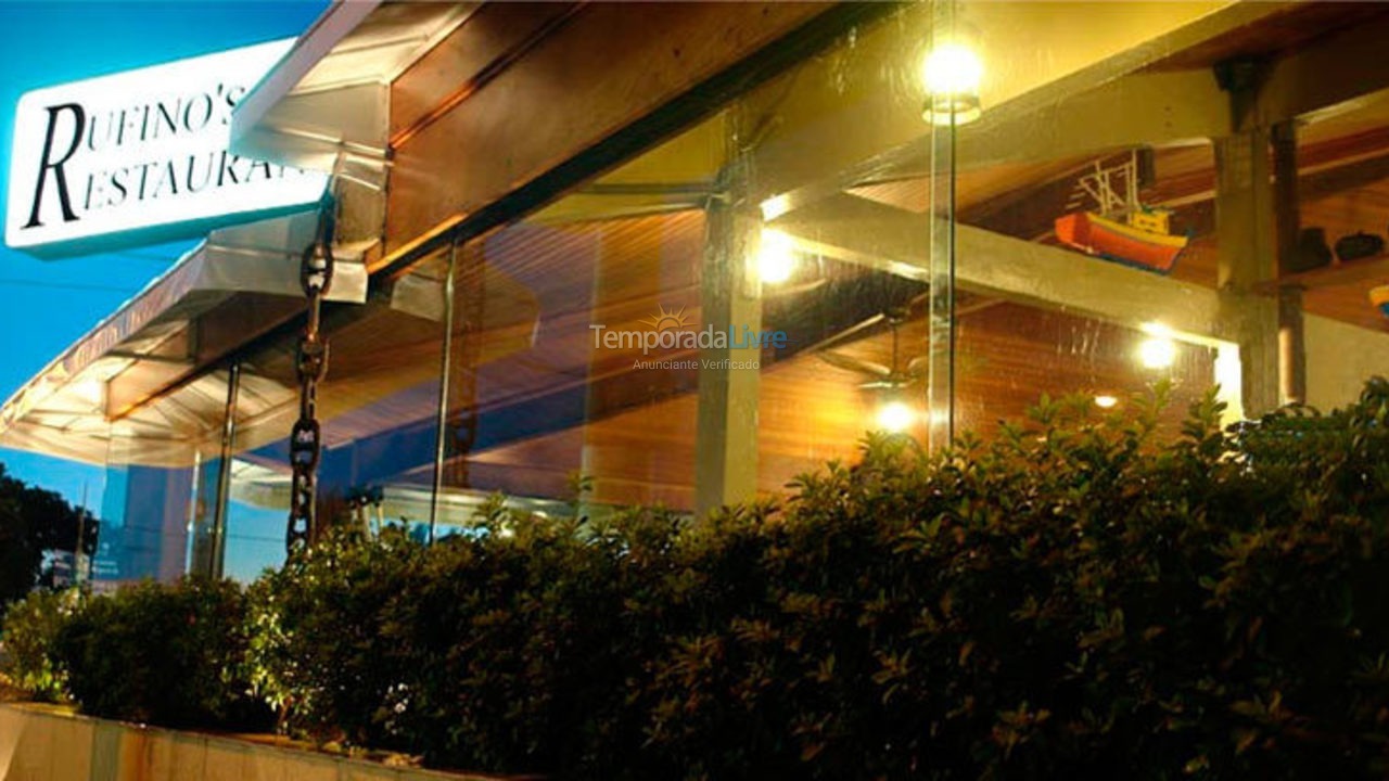 Apartment for vacation rental in Guarujá (Enseada)