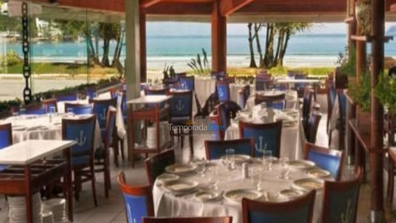 Apartment for vacation rental in Guarujá (Enseada)