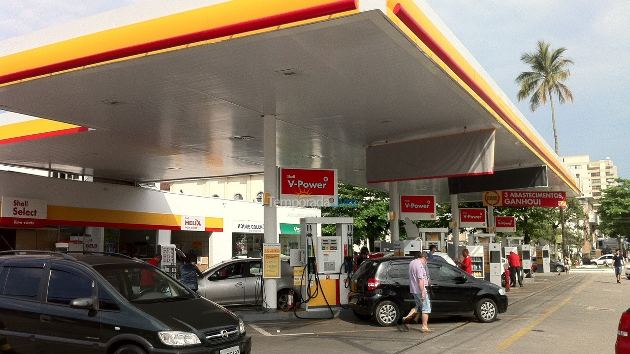 Apartamento para aluguel de temporada em Guarujá (Pitangueiras)