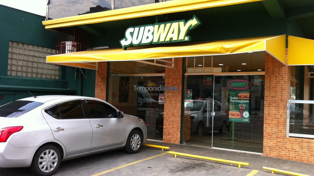 Apartamento para aluguel de temporada em Guarujá (Pitangueiras)