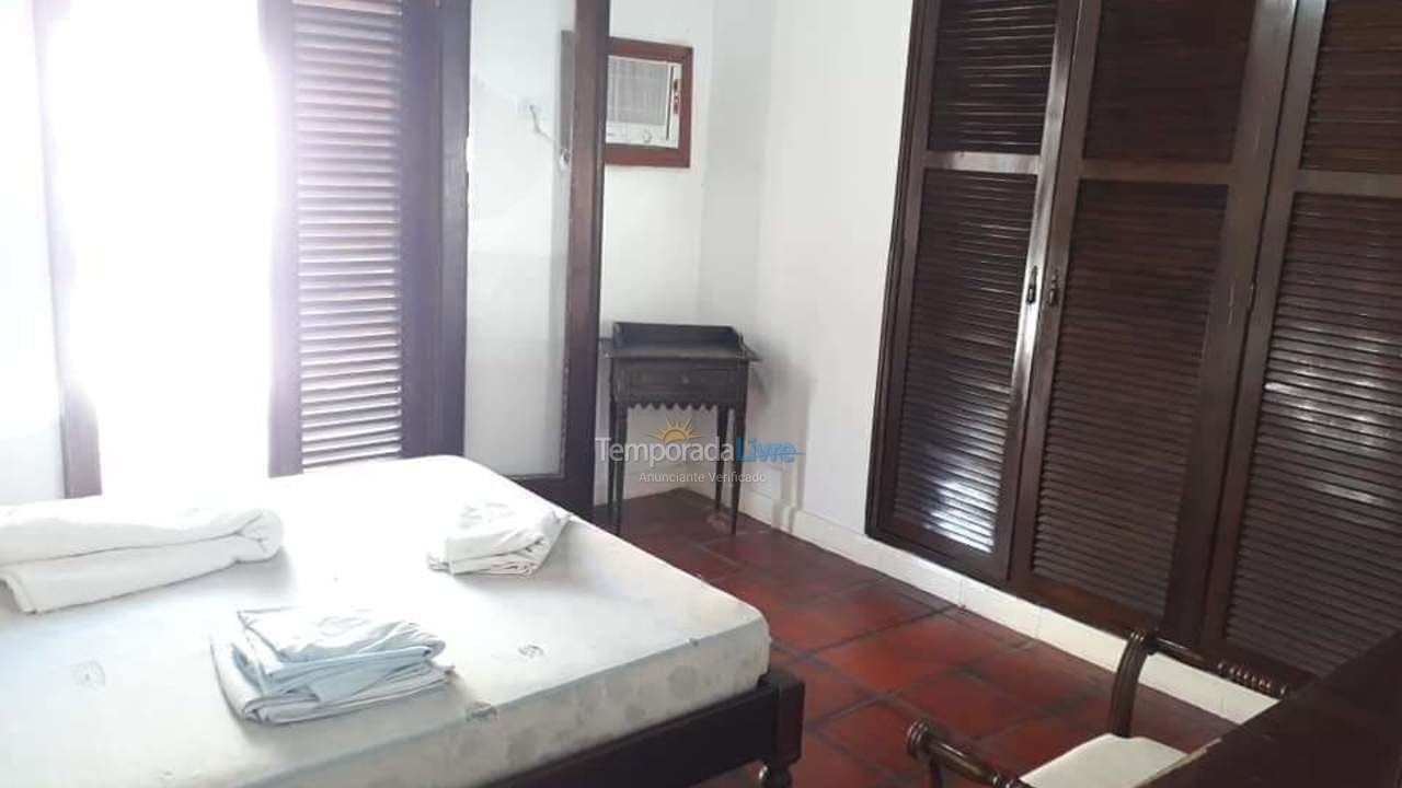 Casa para aluguel de temporada em Guarujá (Enseada)