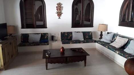 Maravilhosa casa para temporada em Guarujá 80 metros do mar