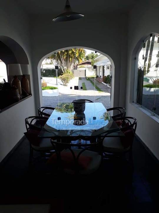 Casa para aluguel de temporada em Guarujá (Enseada)