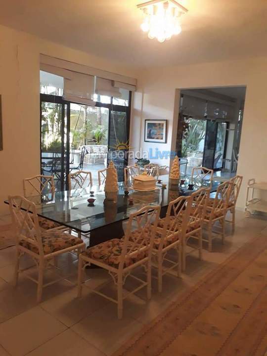 Casa para aluguel de temporada em Guarujá (Enseada)