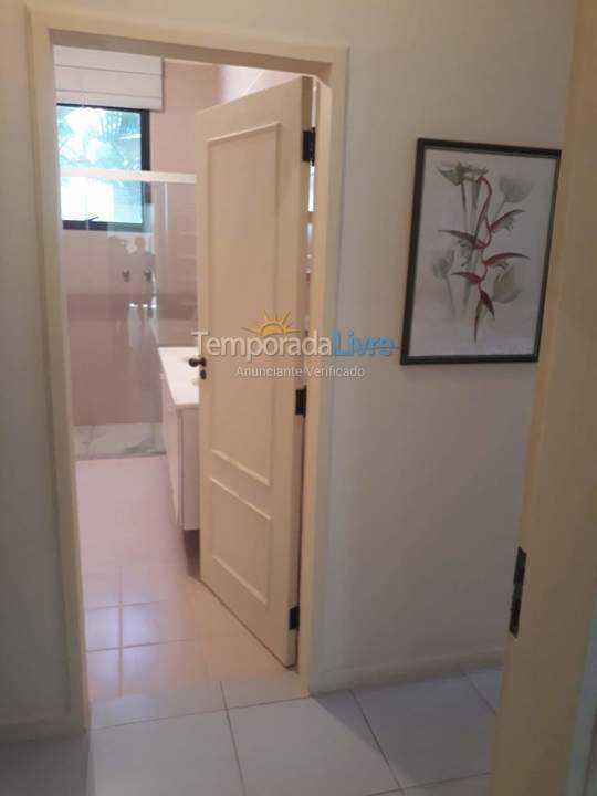 Casa para aluguel de temporada em Guarujá (Enseada)