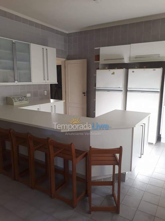 Casa para aluguel de temporada em Guarujá (Enseada)