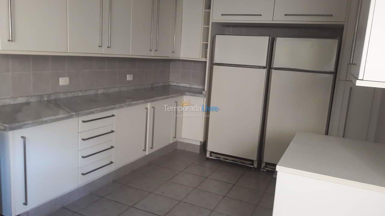 Casa para aluguel de temporada em Guarujá (Enseada)