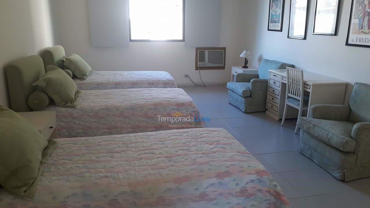 Casa para aluguel de temporada em Guarujá (Enseada)