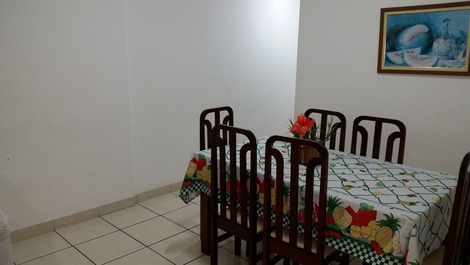 Ap.3 Qtos, WIFI Esq. c/ Beira Mar c/ Vista - 1 suite - 03 BANH