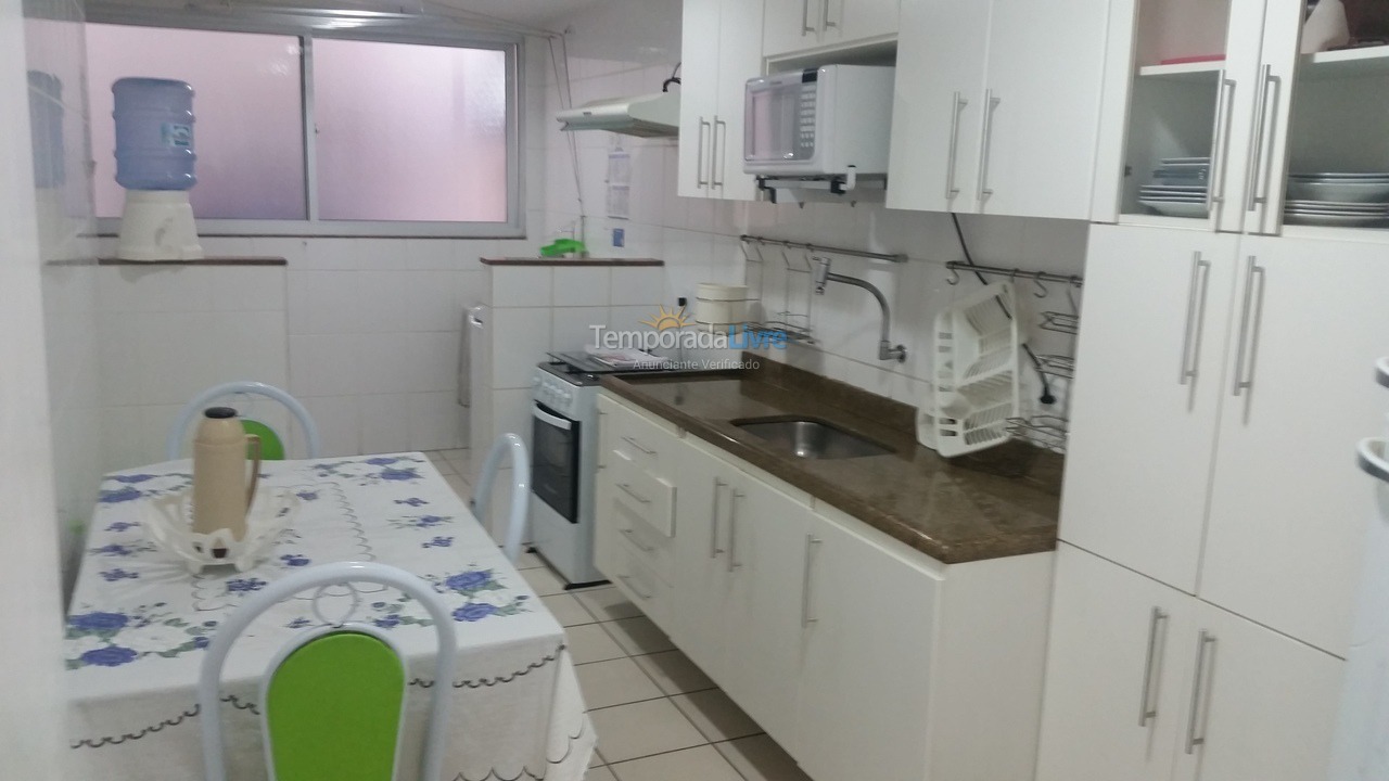 Apartamento para aluguel de temporada em Guarapari (Praia do Morro)