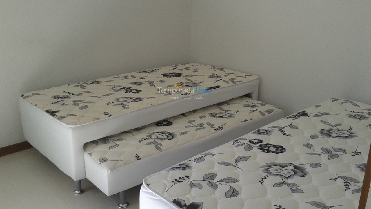 Apartamento para aluguel de temporada em Guarapari (Praia do Morro)