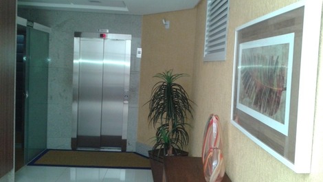 AP03 qtos - luxo - SKY- FRENTE MAR 02 VAGS- EM ATÉ 12 X TX BAIXAS