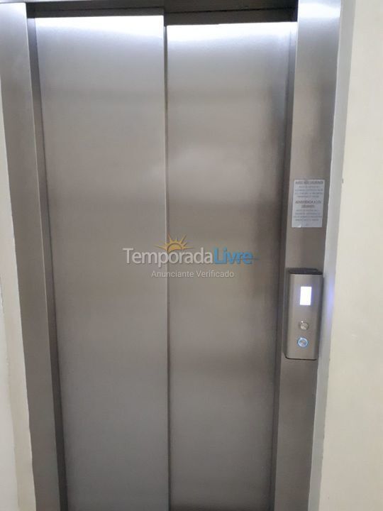 Apartamento para aluguel de temporada em Balneário Camboriú (Praia Central)