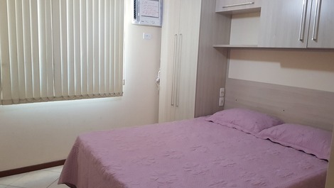 Apt. 03 habitaciones - FRENTE AL MAR 01 suite- balcón con vista y pantalla prot.