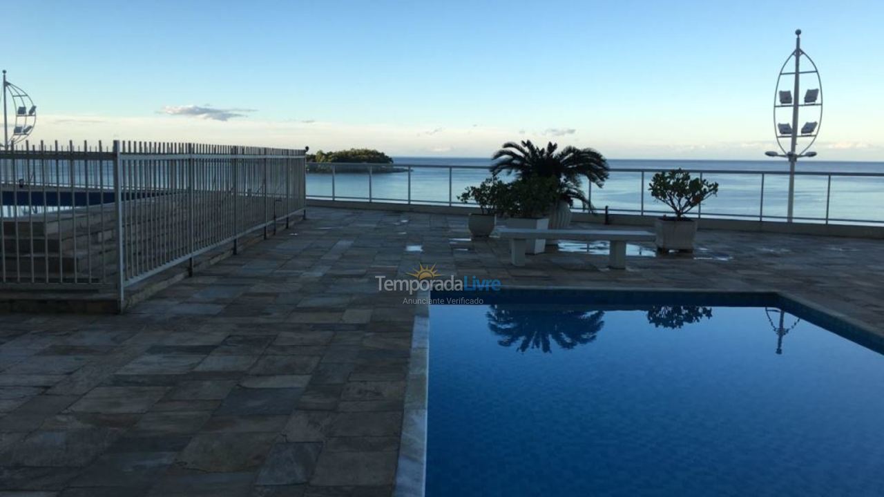 Apartamento para aluguel de temporada em Balneário Camboriú (Praia Central)