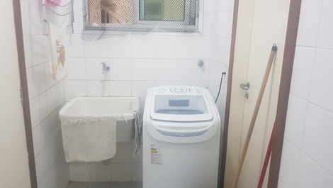 Fit w /. 4 bedrooms of which 2 are suites for 10 PEOPLE, by the sea