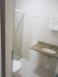 Fit w /. 4 bedrooms of which 2 are suites for 10 PEOPLE, by the sea