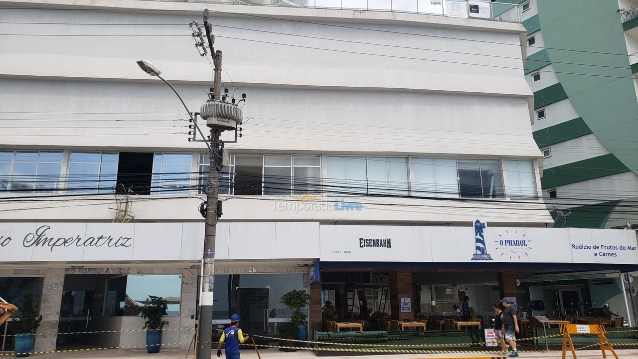 Apartamento para aluguel de temporada em Balneário Camboriú (Praia Central)