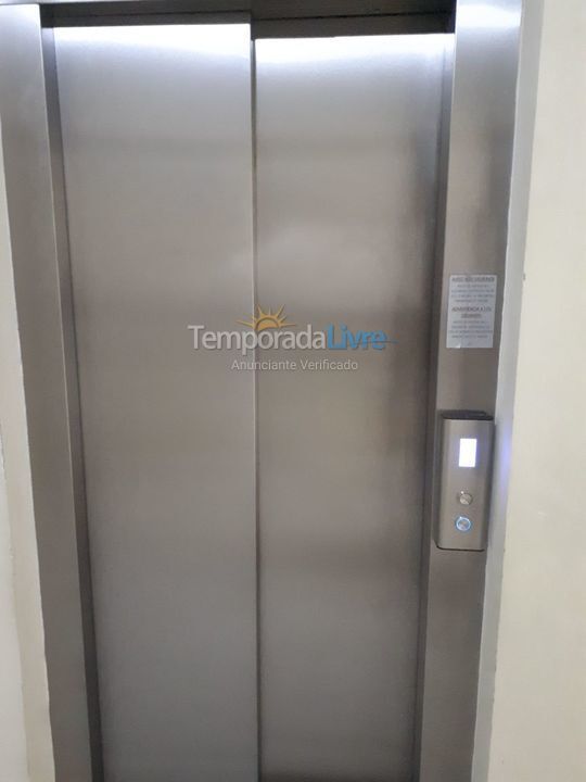 Apartamento para aluguel de temporada em Balneário Camboriú (Praia Central)