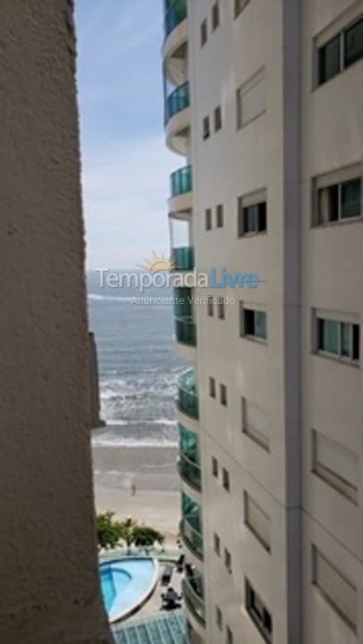Apartamento para aluguel de temporada em Balneário Camboriú (Praia Central)