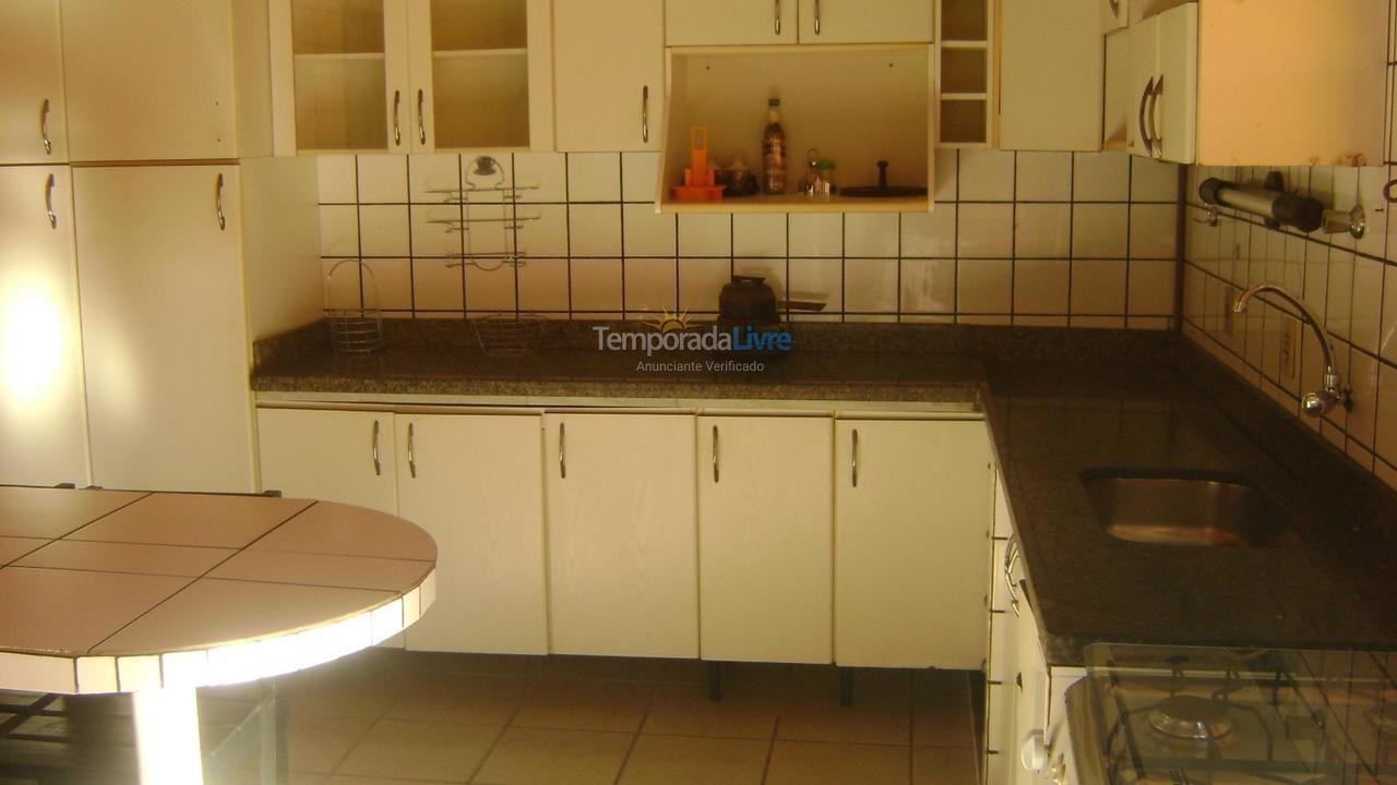 Casa para aluguel de temporada em Porto Seguro (Praia de Taperapuan)