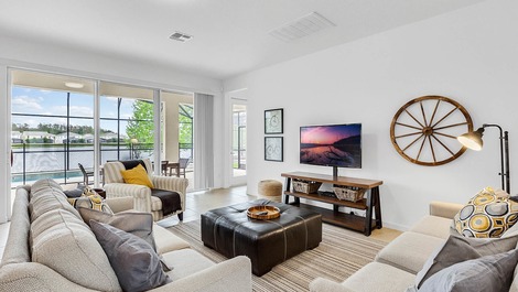 Beautiful Home Close to Disney and Walmart