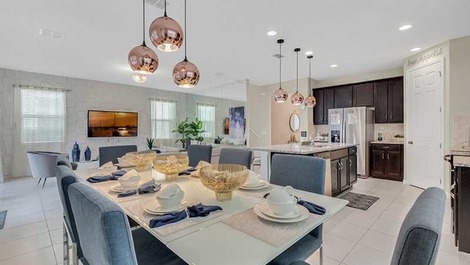 Beautiful House with Themed Room in Kissimmee