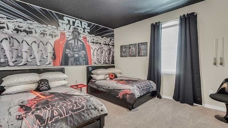 Beautiful House with Themed Room in Kissimmee