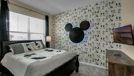 Casa com Quarto Temático Próxima aos Parques da Disney